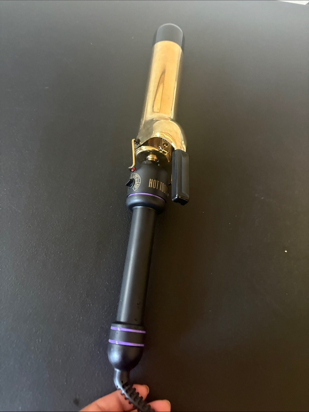 HOT TOOLS Gold and Black 1.25" Curling Iron